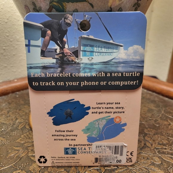 NWT Sea Turtle Tracking Sky Stone with Turtle Charm Bracelet - Multicolor - Picture 3 of 10